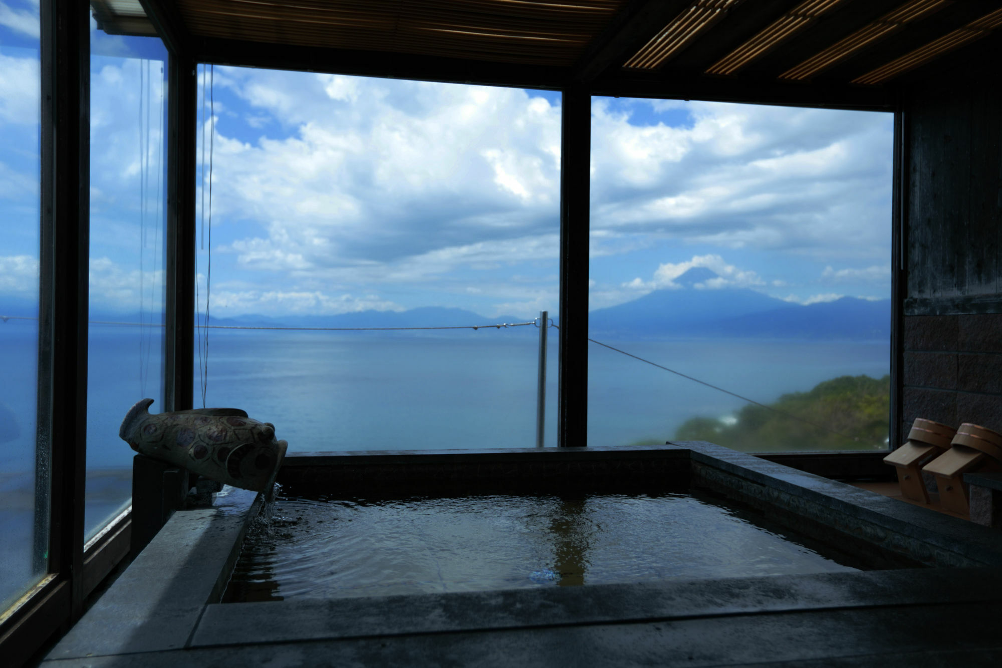 Umi-No-Hotel Isaba Numazu Extérieur photo